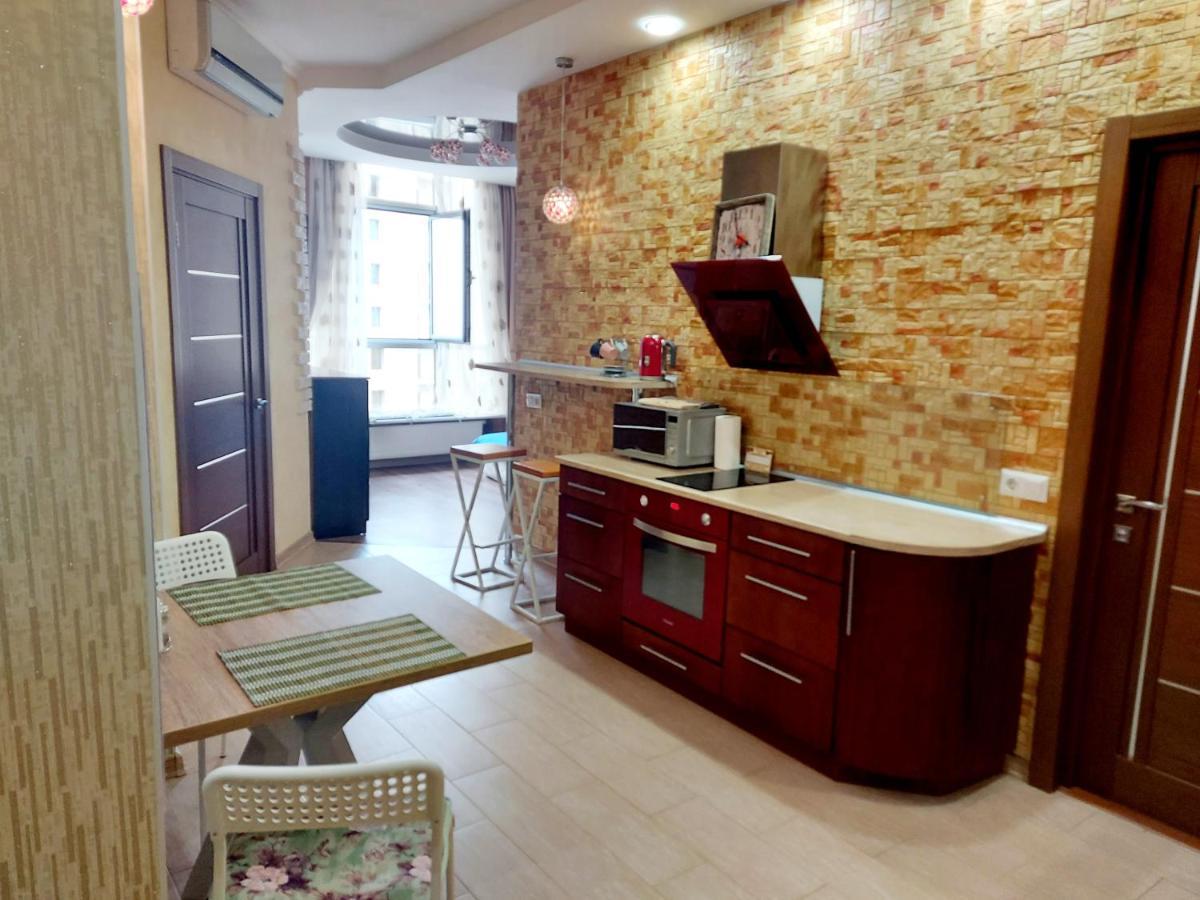 Apartment On Fratsuzsky Bulvar โอเดสซา ภายนอก รูปภาพ